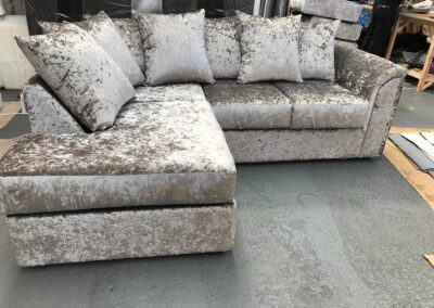 Marshall Quality - silver corner sofa
