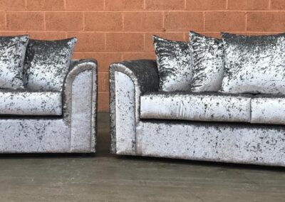 Byron sofa - 2 and 3 seaters