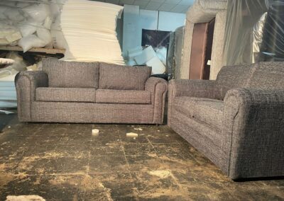 Brown 2 seaters sofa