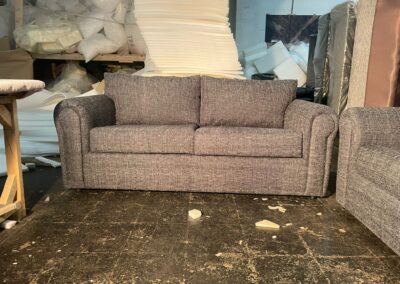 Brown 2 seaters sofa